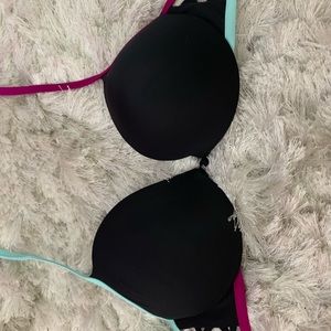 black VS Pink bikini top (32DD)